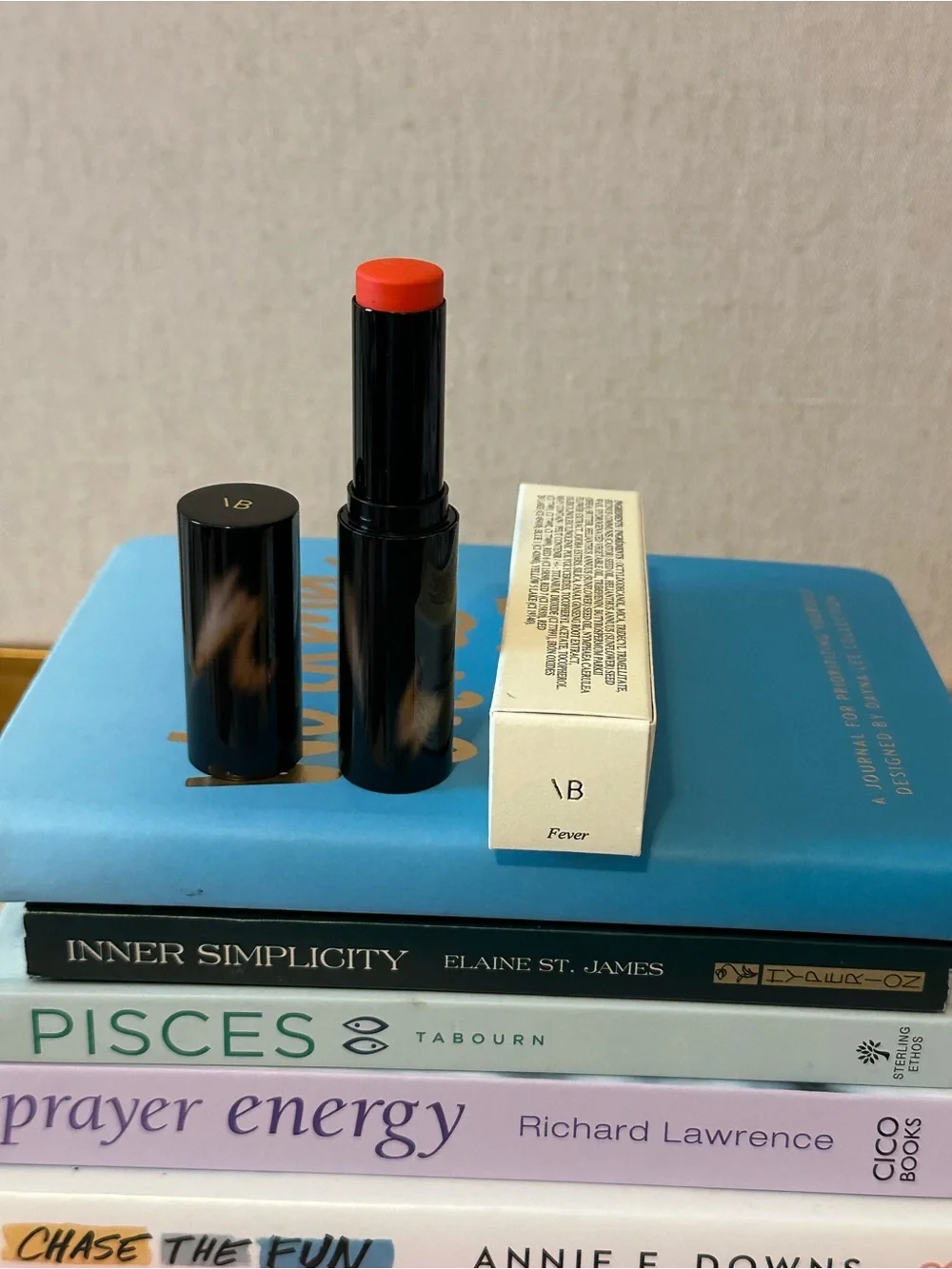 Victoria Beckham Cheeky Posh Cream Blush Stick — Fever